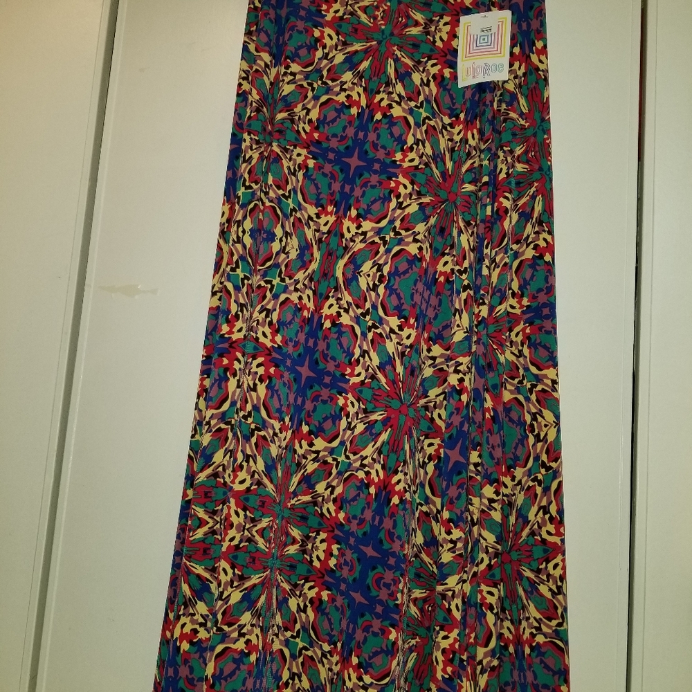 Pretty Lula Roe maxi skirt